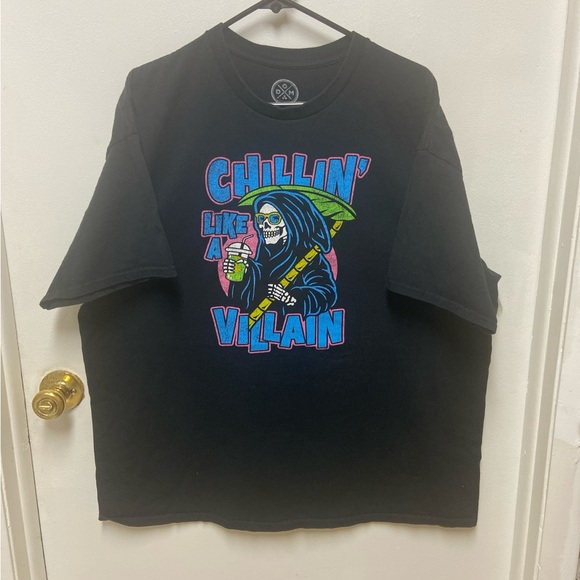 Black Graphic Tee with 'Chillin' Like a Villain' Design - Picture 1 of 3